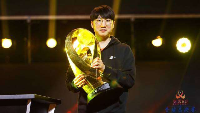 让我们一同 让我们一同