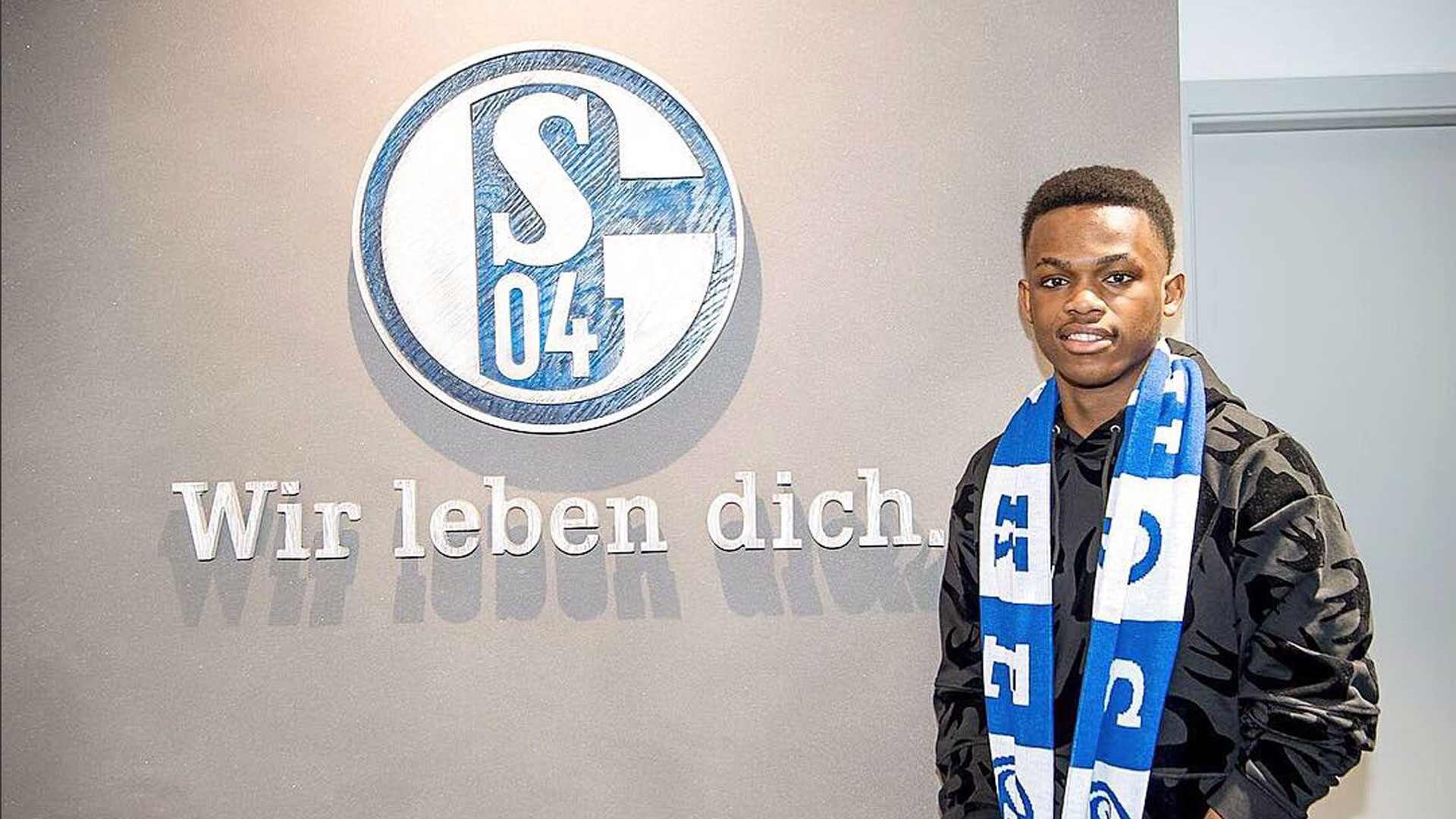 及消费者外 及消费者外