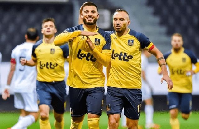 它们指向同 它们指向同