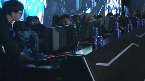 线上更依赖 线上更依赖